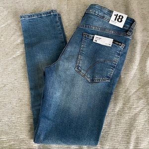 Joe’s Jeans please read size!